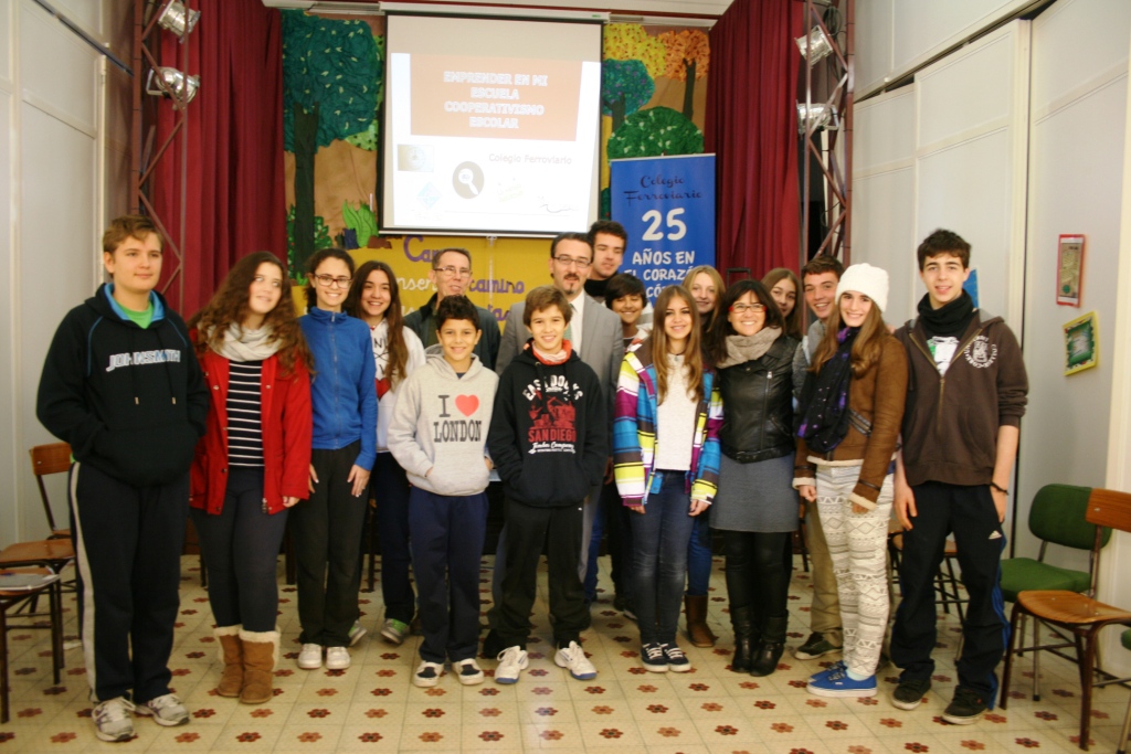 La Fundación Cajasur visita iniciativas emprendedoras escolares dentro del proyecto educativo Égida